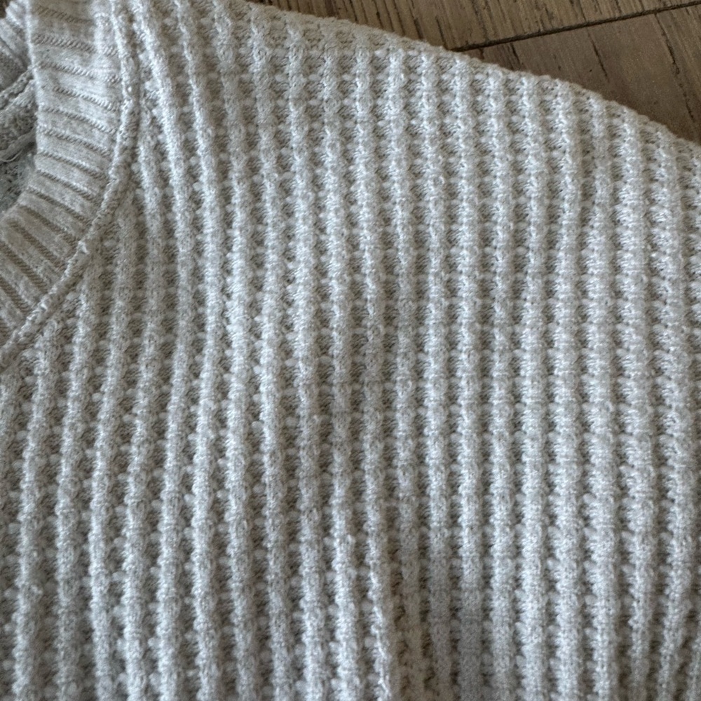 A&F Waffle Knit Top - Picture 2 of 3